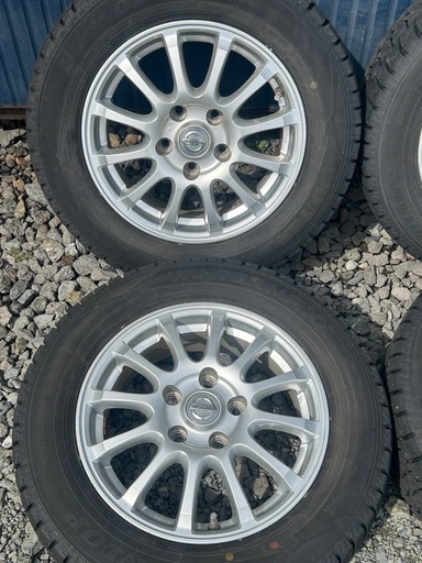 日産純正15インチスタッドレス195/65Ｒ15