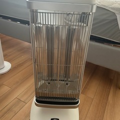 Aladdin 赤外線ファンヒーター　CAH-2G10D(W)の画像