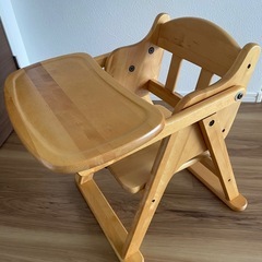 子供用補助イスの画像