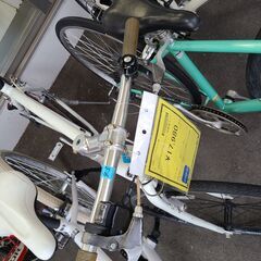 J1335【リユースのサカイ柏店】asahi　アサヒサイクル　クロスバイク　WEEKEND BIKES　7段変速　ホワイト　★店頭にて試乗可★ 簡易クリーニング済　　 中古自転車 　流山市  松戸市 我孫子市 鎌ヶ谷市 船橋市 守谷市 取手市　参考価格37,400円の画像