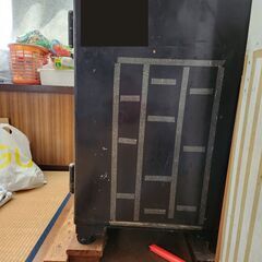 古い金庫　昔郵便局で使われていた　鍵有りの画像