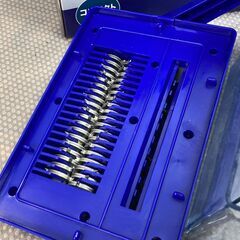 【お売りします】 オーム電機　OHM　ハンド　クロスカット　シュレッダー　HS-118-A　3WAY　コンパクトタイプ　ブルーの画像