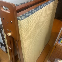 500円 折り畳み式 畳ベッド キャスター付き【杉並区 引き取り限定】の画像
