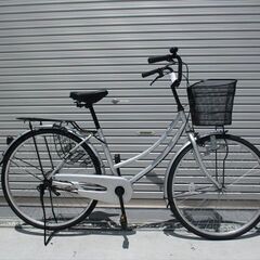 E439☆限定特価☆ ￥8000 中古自転車 【 26インチ シルバー ママチャリ 】