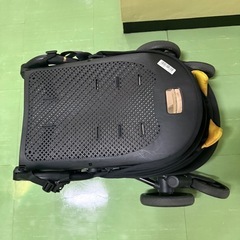 ベビーかーカーの画像