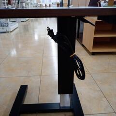 リユースのサカイ太田店★ジモティ割あり★  昇降テーブル  H56.5×D45×W45 クリーニング済み OJ10653の画像