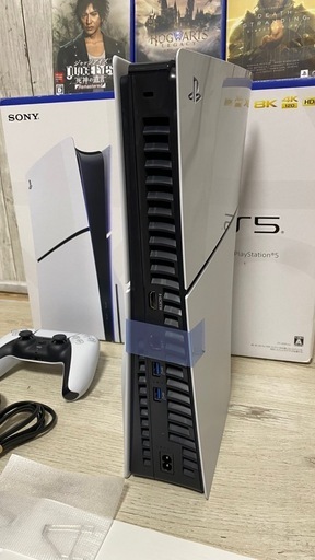新品同様☆PlayStation5 (PS5) CFI-2000 A01(新型)+おまけソフトセット！ディスクドライブ搭載モデル！
