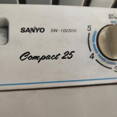 サンヨーの二槽式洗濯機「Compact 25」の画像