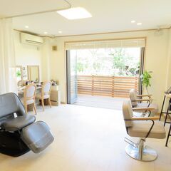 ヘアカラー専門店のスタッフ募集！【施術はカラー塗布のみ】の画像