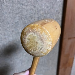 木製のハンマーの画像