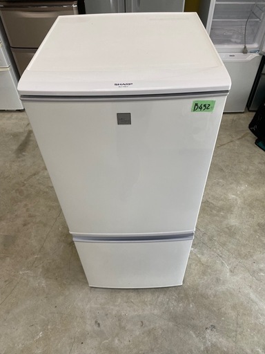 NO B452?福岡市内配送設置無料✨?シャープ 137L 2ドアノンフロン冷蔵庫 keyword キーワードホワイト SJ14E7K
