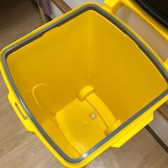 stp-3343　キャスターペール　大型　90L　黄色　イエロー　ゴミ箱　屋外　キャスター付　2輪の画像