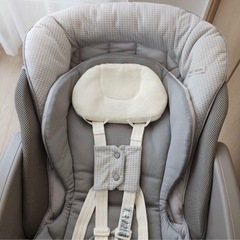 美品 アップリカ ユラリズムオートハイローベッドチェア ペールグレーの画像