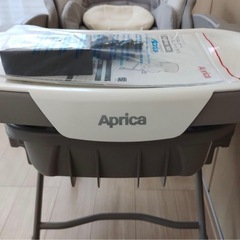 美品 アップリカ ユラリズムオートハイローベッドチェア ペールグレーの画像