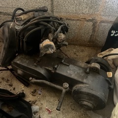 バイクのエンジンの画像