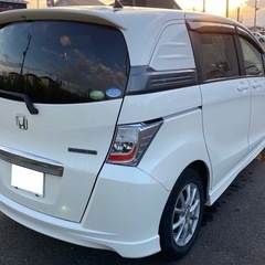 車検付‼️高燃費✨ハイブリット　フリード　スパイク　入荷致しました😄✨の画像