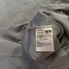ユニクロTシャツ　未使用の画像
