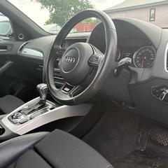 アウディQ5 sラインパッケージ　2016年式4WDの画像