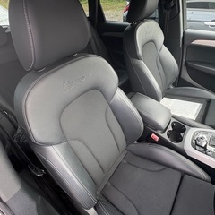 アウディQ5 sラインパッケージ　2016年式4WDの画像