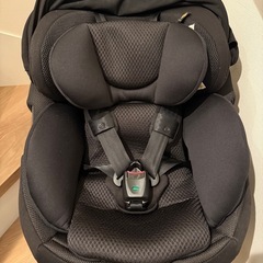 コンビ エッグショック チャイルドシート最上位モデルZB-750の画像
