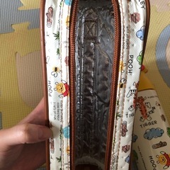 スケーター くまのプーさん 水筒 500ml 保冷バッグ付きの画像