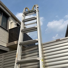 3連ハシゴ レン太屋根上昇降セット付
の画像