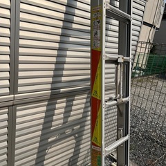 3連ハシゴ レン太屋根上昇降セット付
の画像