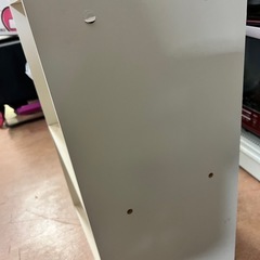 カラーボックス 棚板稼働します！の画像