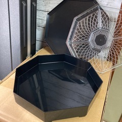 八角 漆塗 菓器(蓋、仕切り付き)の画像