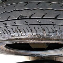 軽トラック　タイヤ　145R12 6PR LT 中古　４本　パンク跡無しの画像