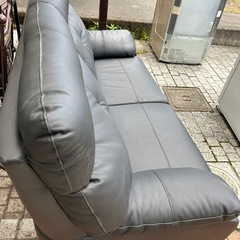 二人掛けソファの画像