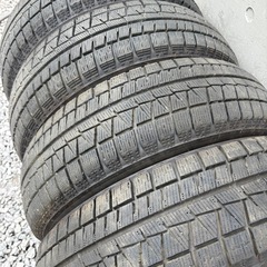 165/65/14冬 ブリヂストンの画像