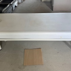 施術用マッサージベッドの画像