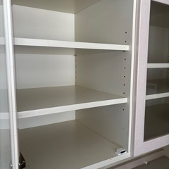 食器棚の画像