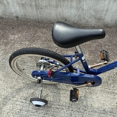 イノベーションファクトリー インディゴネイビー 子供 中古 自転車 買取 キッズ 18インチ　の画像