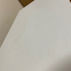 机ホワイトの画像