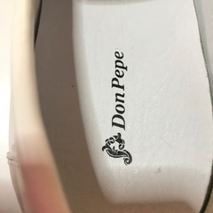 ホワイト
ローファーの画像