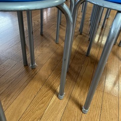 中古　イス 丸椅子 インテリア 家具 シンプル 丈夫 安定感 の画像