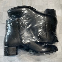新品 ショートブーツ レディース サイドジップ スクエアトゥ 24cm 黒 ブラック ヒール3cmの画像