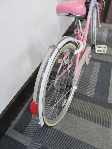 自転車 ブリヂストン LaVeena 22インチ ピンク＆ラベンダー リモート式レバーライト グリップベルカゴ付き カギ付き 小学校中学年女の子用
