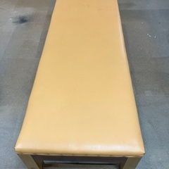 ベッド　整体　マッサージの画像