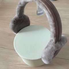 22日中にお声がけください　アグ　UGG イヤーマフ　耳当てイヤホンの画像
