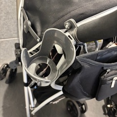 B型ベビーカー　付属品付きの画像