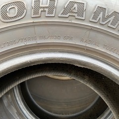 ヨコハマ、GEOLANDAR M/T、LT285/75R15の画像