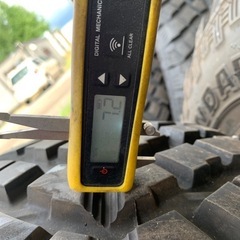 ヨコハマ、GEOLANDAR M/T、LT285/75R15の画像