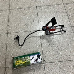 自転車の空気入れの画像