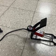自転車の空気入れの画像