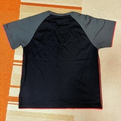美品✨ユニクロ✨テニスウエアの画像