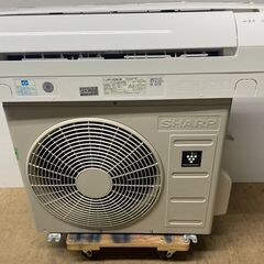K05642 中古エアコン シャープ SHARP 2020年製 主に6畳用 冷房能力 2.2KW / 暖房能力 2.5KWの画像