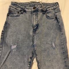 【新品タグ付き】ストレッチスキニーデニムの画像